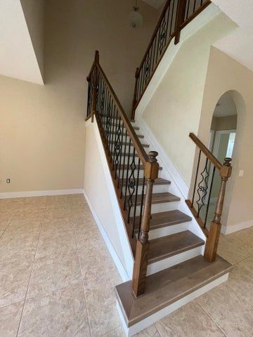 Building Photo - 9074 Dupont Pl