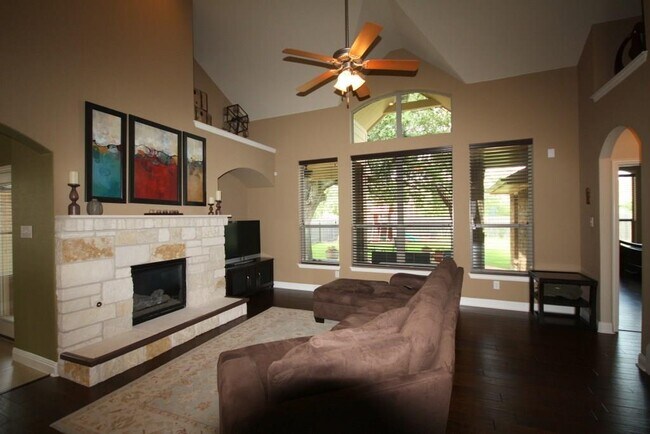 Building Photo - 2839 Nolina Ln