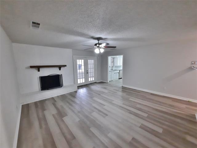 Building Photo - 313 NW Suzanne Terrace