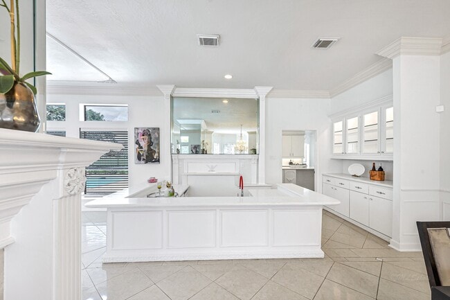 Building Photo - 21410 Ganton Dr