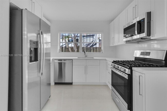 Building Photo - 13011 SW 80th St