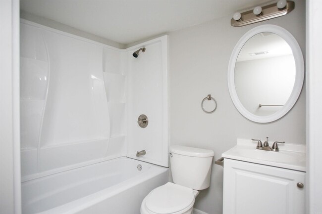 Building Photo - 4903 W 28th St