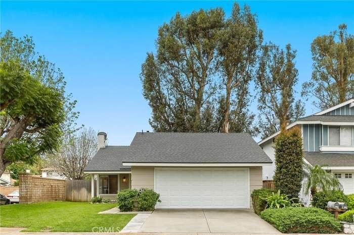 Building Photo - 27232 Eastridge Dr