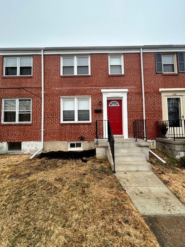 Building Photo - 3 Bedrooms in Parkville MD