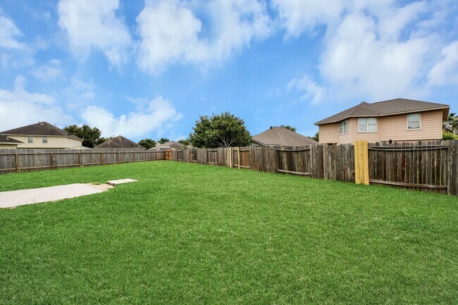 Building Photo - 19215 Terra Forest Ct