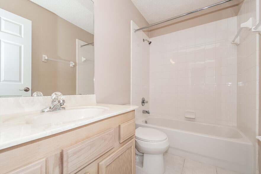 Building Photo - 1430 Starboard Ct