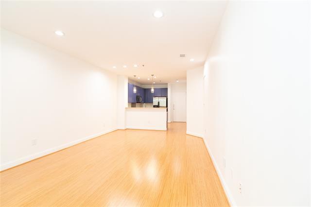 Building Photo - 4122 Avondale Ave