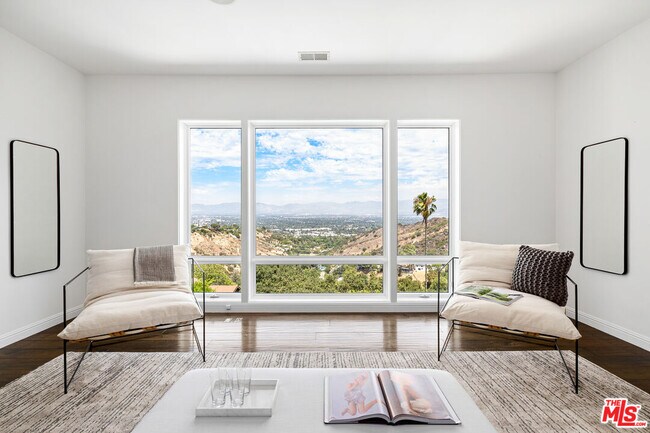 Building Photo - 14435 Mulholland Dr