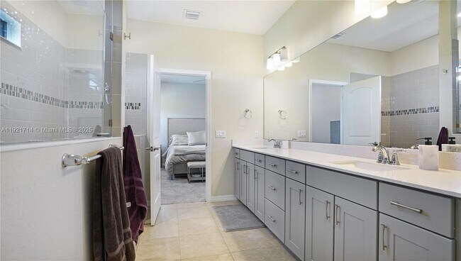 Building Photo - 8605 Patron Ln