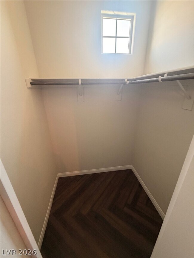 Building Photo - 10025 Desert Bighorn Ct