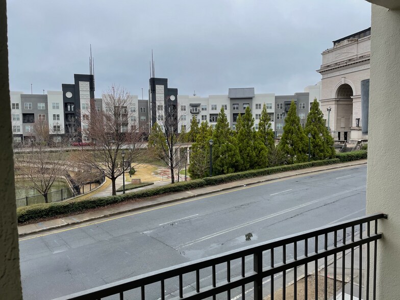Outside View - 390 17th St NW
