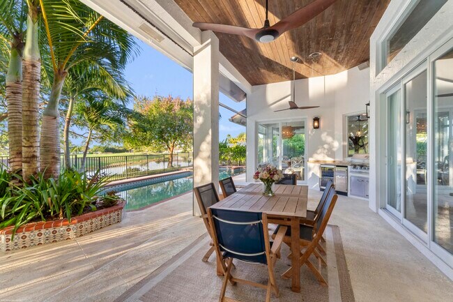 Building Photo - 15611 Milan Ct