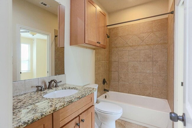 Building Photo - 1202 Morrow St