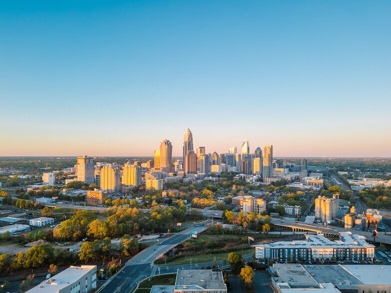 Building Photo - 5906 Prescott Ct