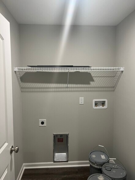 Building Photo - 1451 Harding St