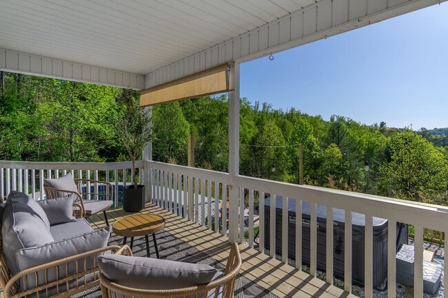 Building Photo - 54 Hyder Ln