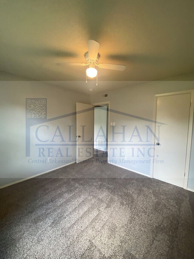 Building Photo - NLR 3 Bedroom Home
