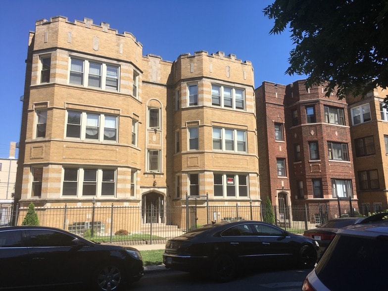 Front of 6 Flat Building - 7619 S Phillips Ave