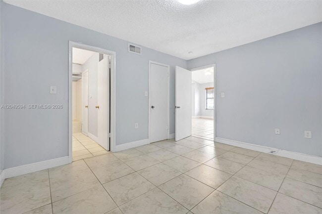 Building Photo - 15560 SW 104th Terrace