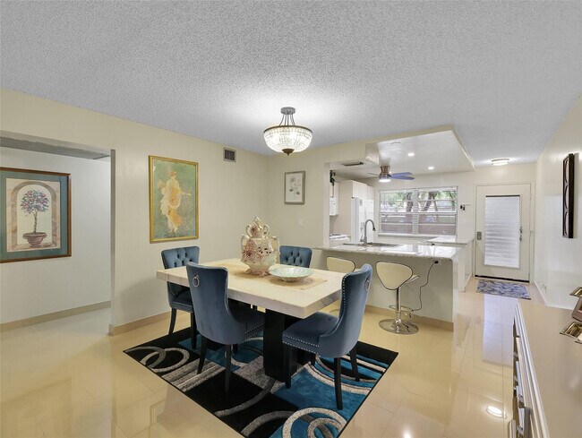 Building Photo - 3405 Bimini Ln