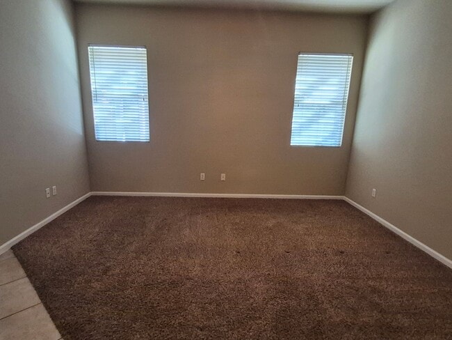 Building Photo - 4 Bedroom 2 Bath home in Natomas