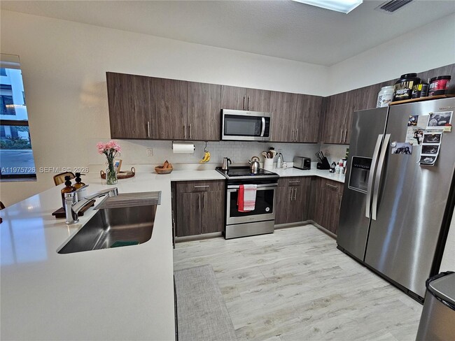 Building Photo - 15520 SW 136th St