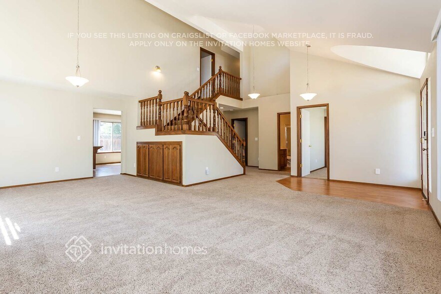 Building Photo - 880 Fieldstone Ct
