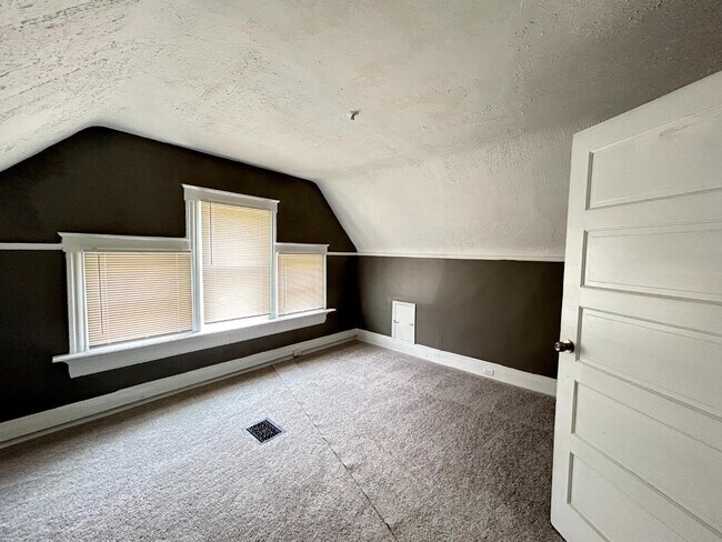 Building Photo - 3501 Bevis Ave