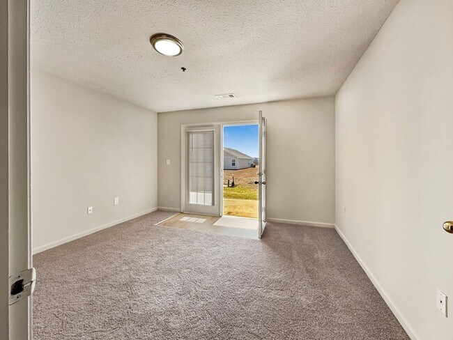 Building Photo - 19364 Chelsey Dr