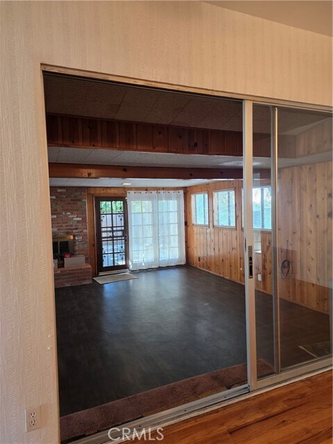 Building Photo - 808 N 10th Ave