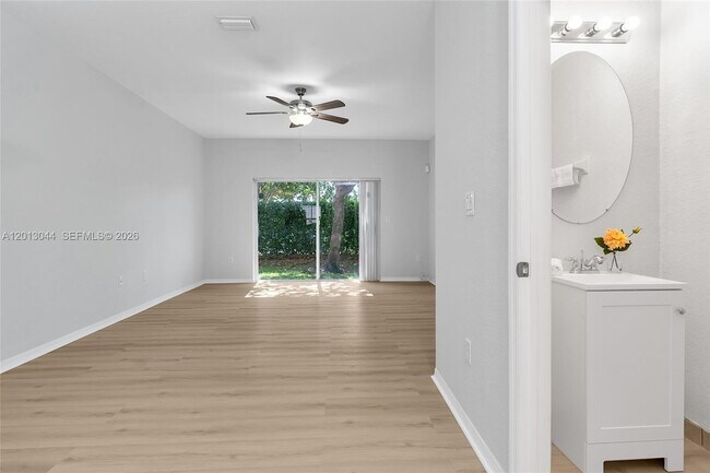 Building Photo - 4967 SW 140th Terrace