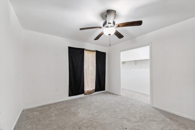 Building Photo - 17164 Beaver Springs Dr