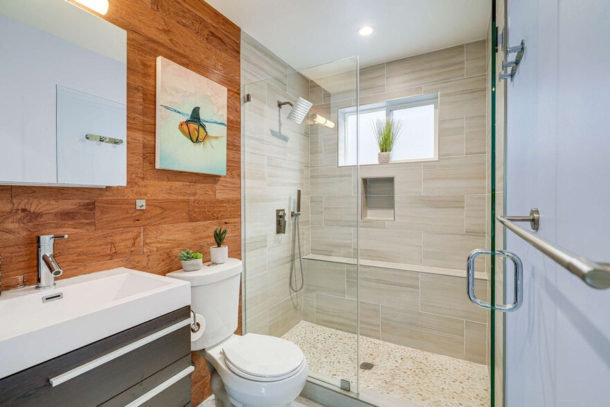 Building Photo - 211 Genebern Way