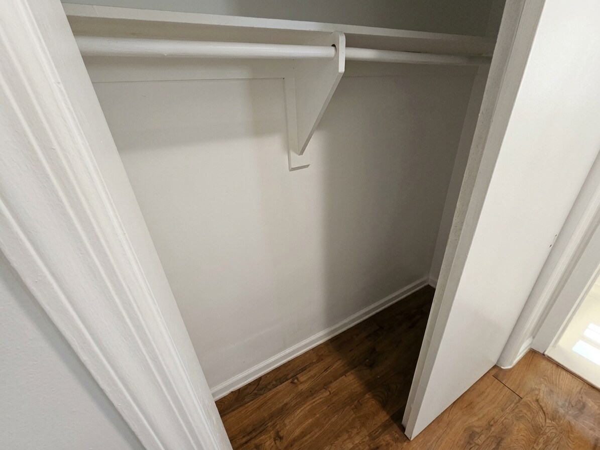 Closet 1 - 21 Old Allamuchy Rd