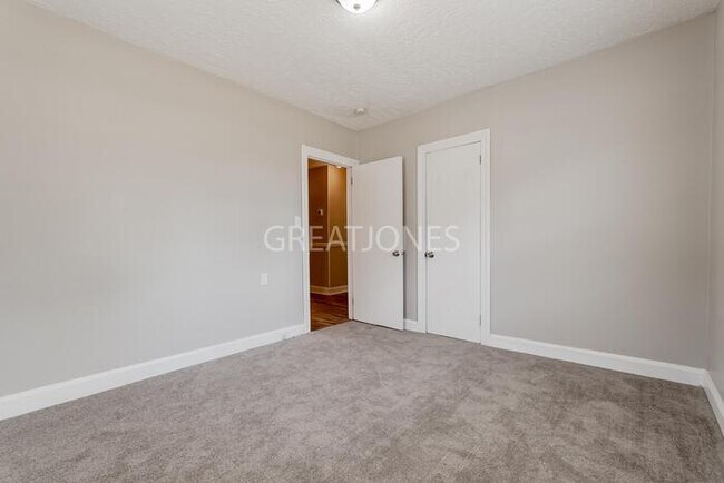 Building Photo - NOW OFFERING HALF OFF THE FIRST FULL MONTH...