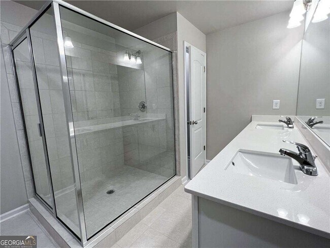 Building Photo - 500 Rockfern Ct