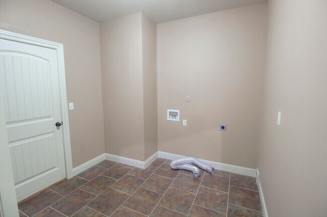 Building Photo - 3209 Belinda Ct