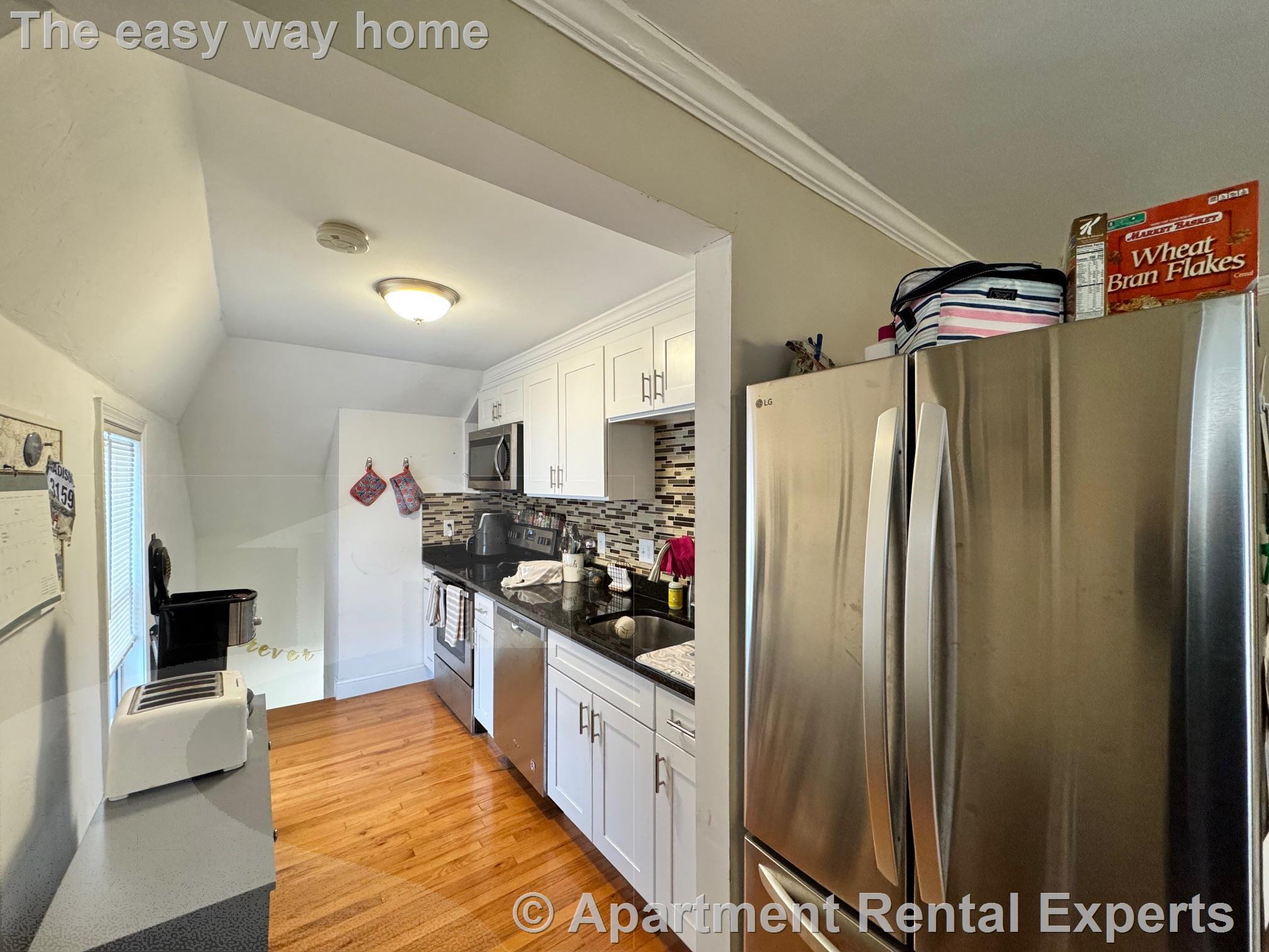 Building Photo - 25 4th St