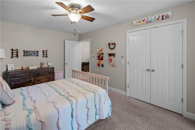 Building Photo - Flexible Space for Every Lifestyle! 4 Bedrooms Plus Loft & Bonus Room in Richmond Hill, GA