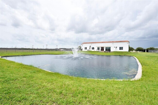 Building Photo - 6602 Rohan Rd