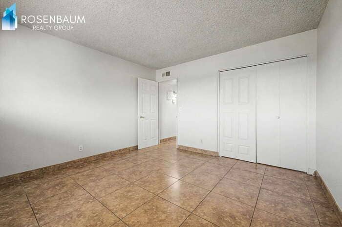 Building Photo - 1746 E 6th Ave