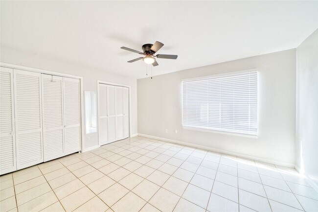Building Photo - 6001 Reims Rd