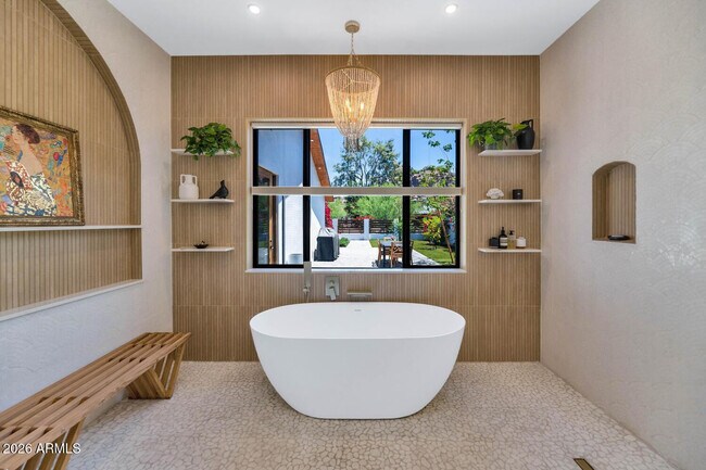 Building Photo - 5812 N 44th Pl