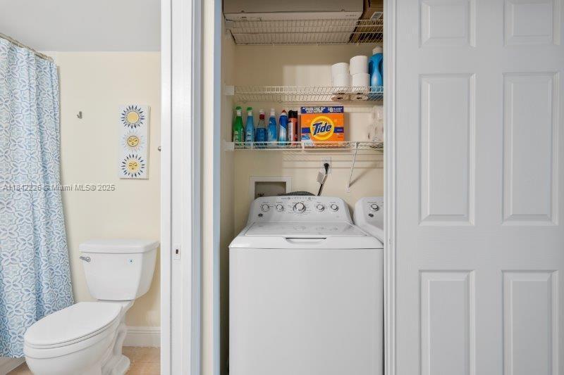 Building Photo - 19999 E Country Club Dr