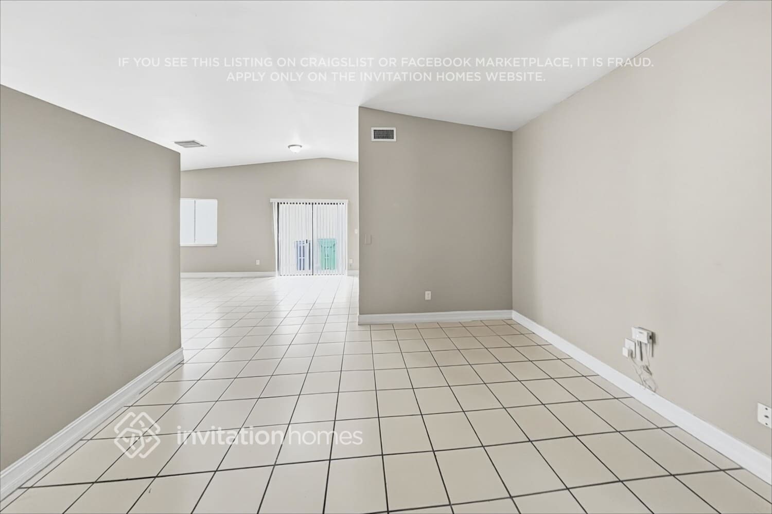 Building Photo - 14971 SW 92nd Terrace