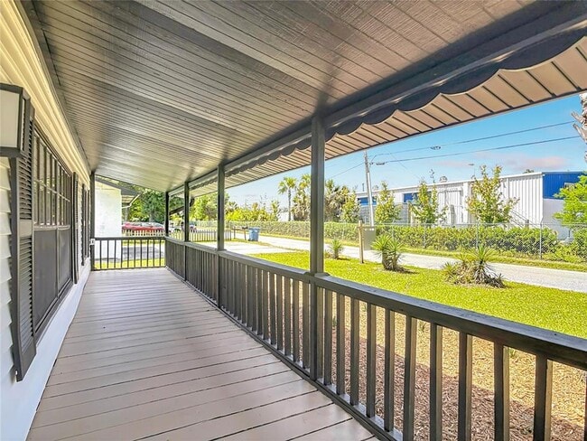 Building Photo - 1415 Frances Dr