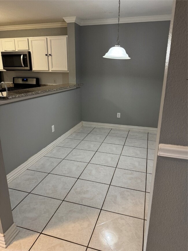 Building Photo - 11123 Cayman Mist Dr