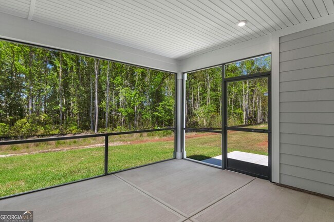 Building Photo - 267 Dendron Dr