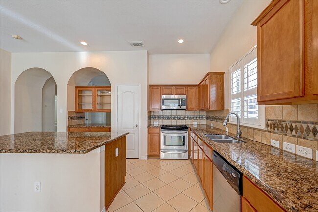 Building Photo - 6923 Grants Hollow Ln