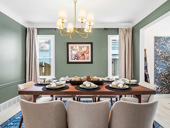 Building Photo - 3746 Northwood Rd